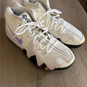 Nike Kyrie 4 NCAA Edition Basketball Shoes